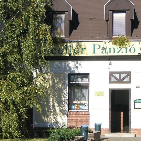 Gyöngyös Vinceller Panzio Es Etterem酒店 外观 照片