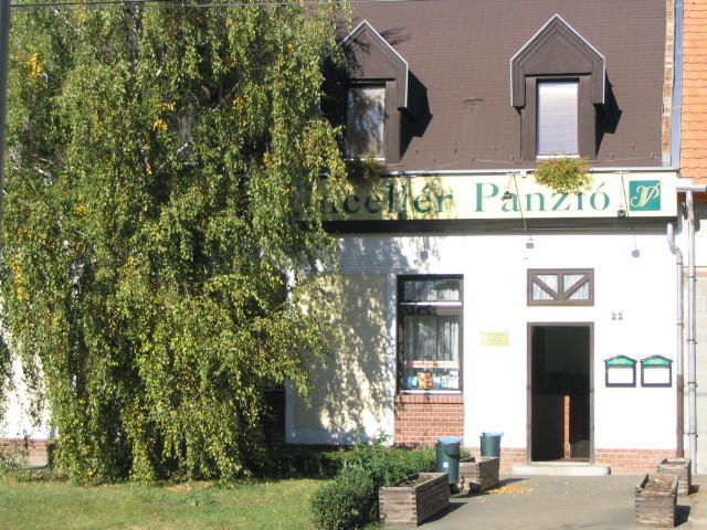 Gyöngyös Vinceller Panzio Es Etterem酒店 外观 照片